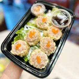 Steamed pork Shumai (ขนมจีบ)