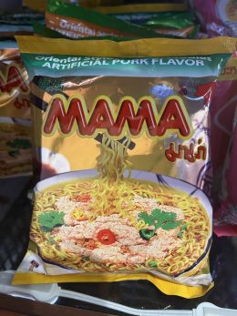 Mama Pork Flavor มาม่าหมูสับ