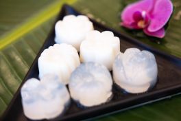 Young Coconut Jelly วุ้นมะพร้าว กะทิ